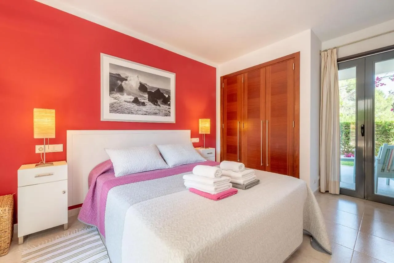 Residencial Llenaire Apartment Port de Pollenca